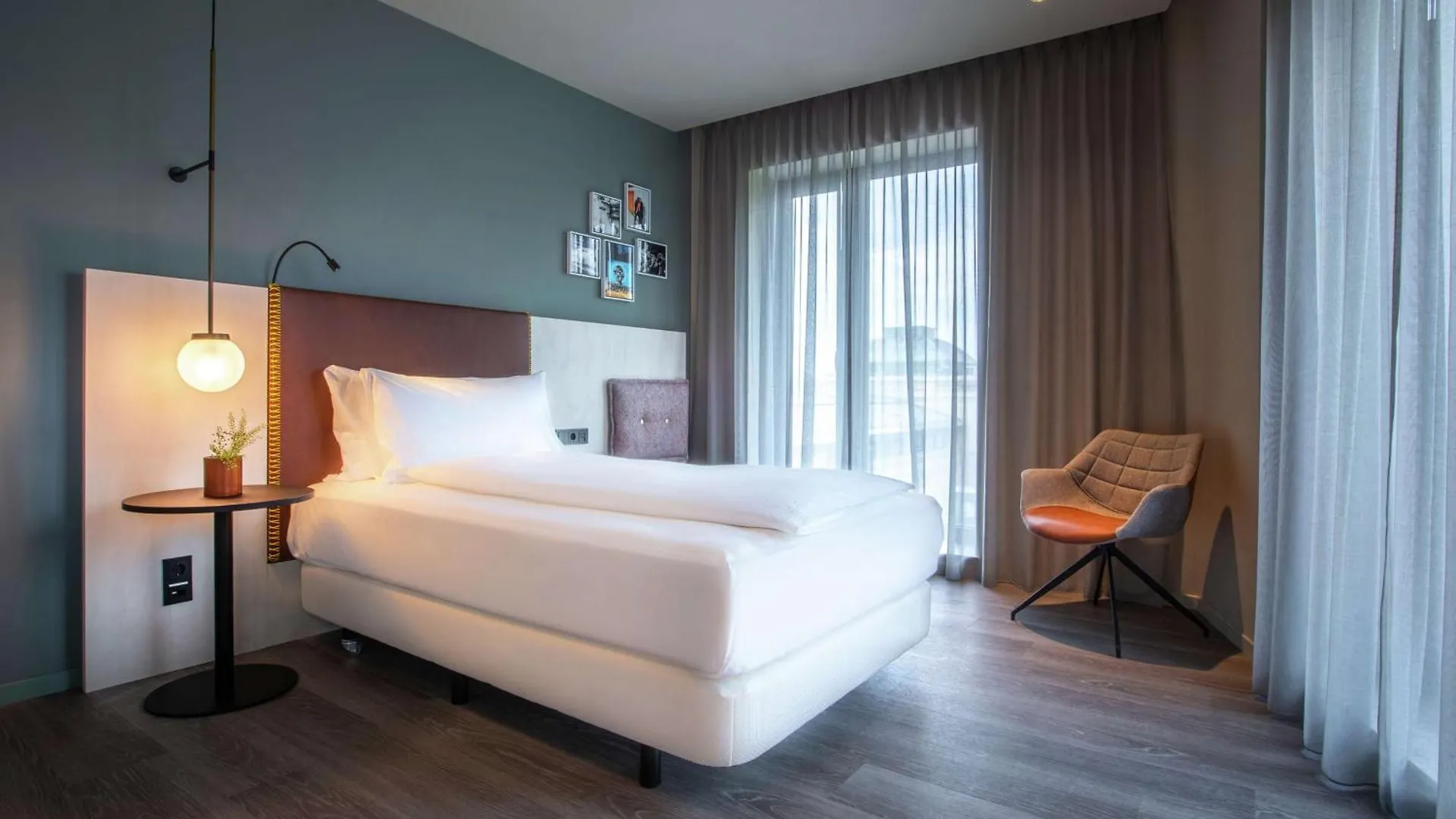 Hilton Garden Inn Mannheim 4*,